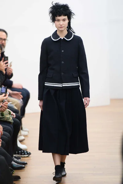 Look 2